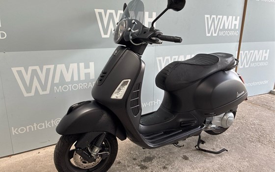 Gebrauchtmotorrad Vespa GTS 300 - Bild 1