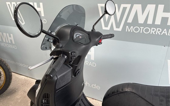 Gebrauchtmotorrad Vespa GTS 300 - Bild 5
