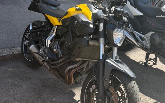 Gebrauchtmotorrad Yamaha MT-07 - Bild 3