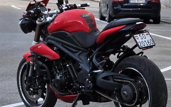 Motorrad Occasion Triumph Speed Triple 1050 - Bild 4