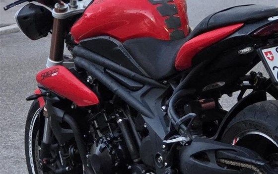 Motorrad Occasion Triumph Speed Triple 1050 - Bild 5