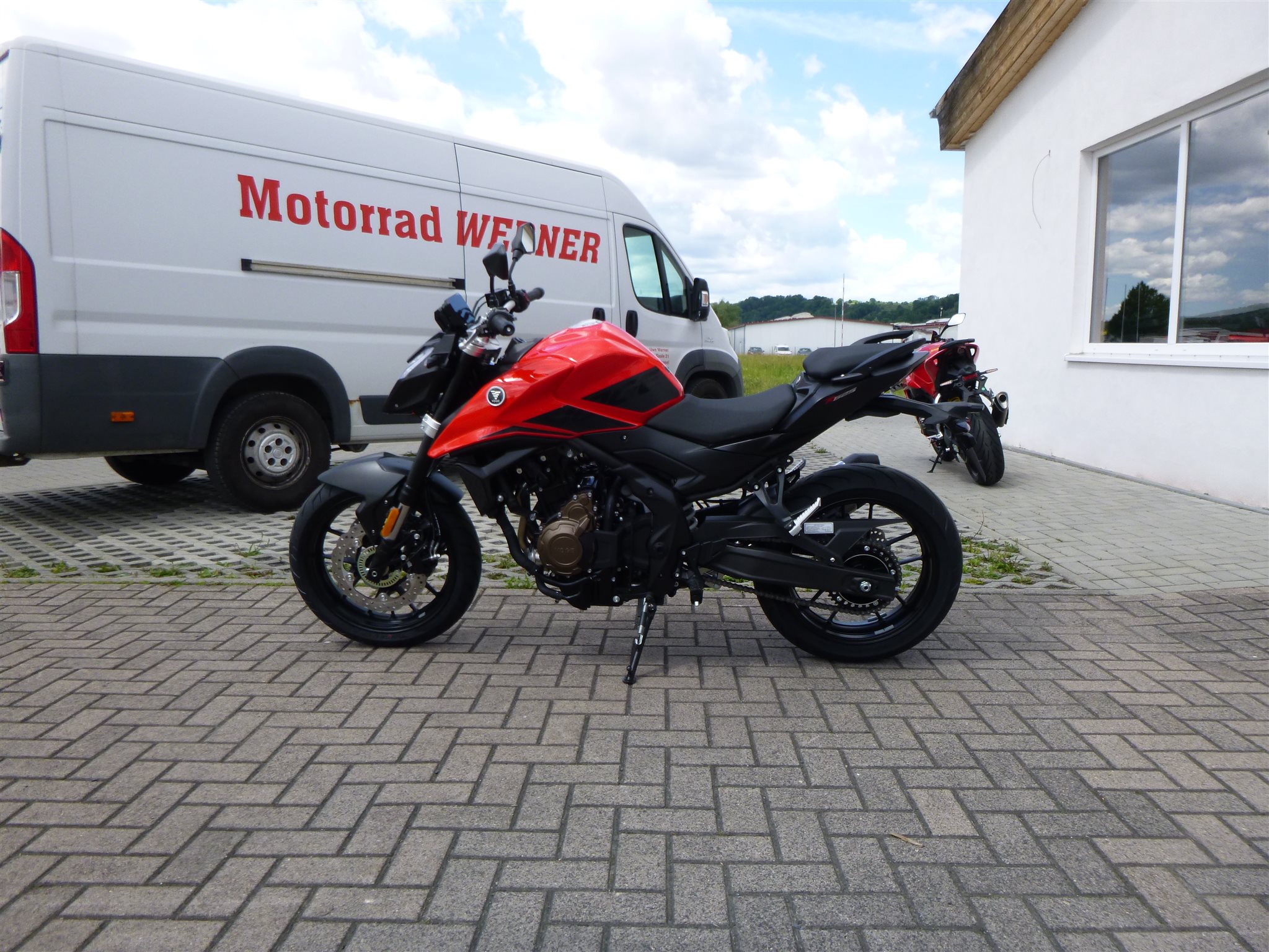 Voge R625