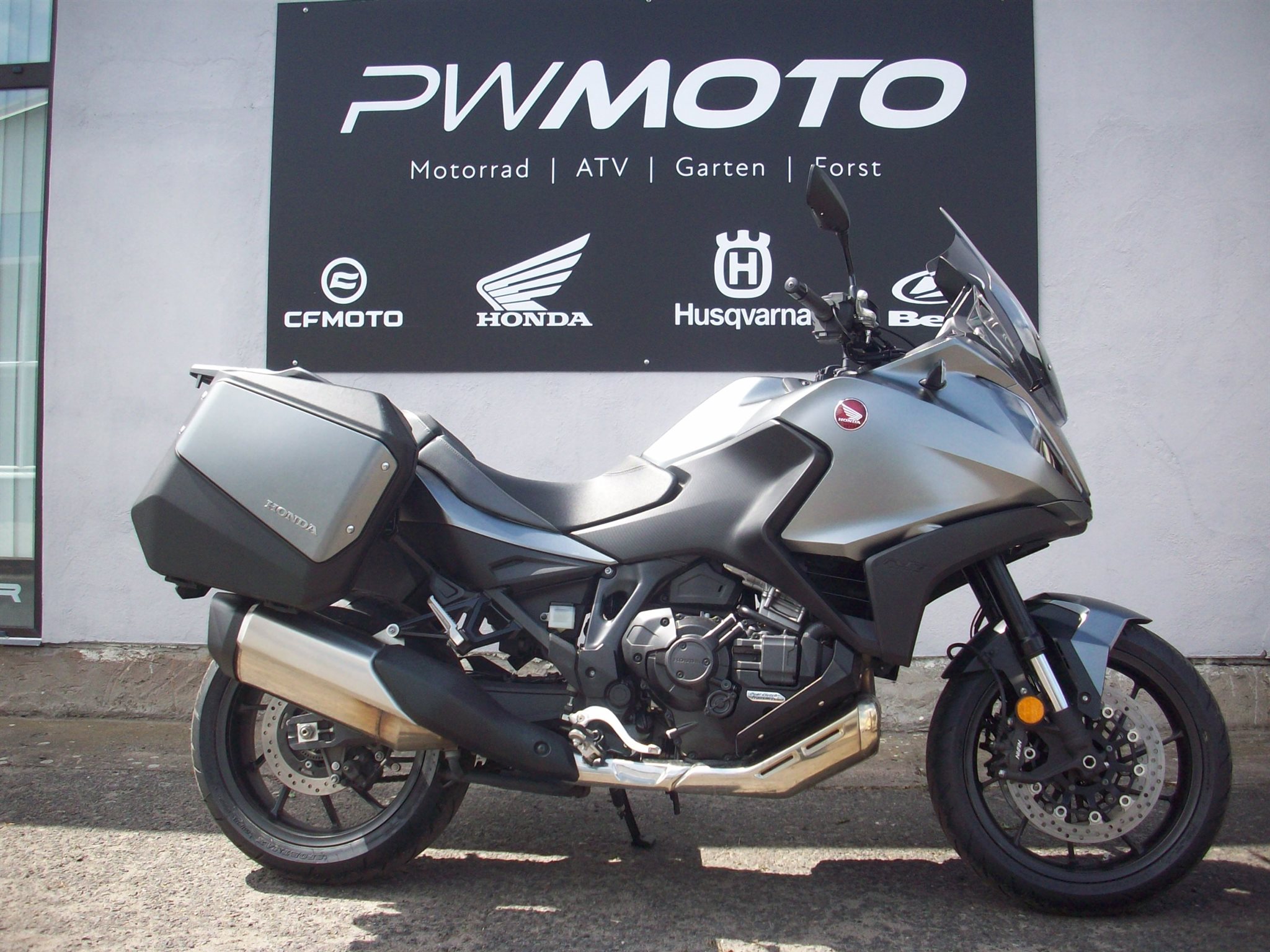 Honda NT1100 DCT
