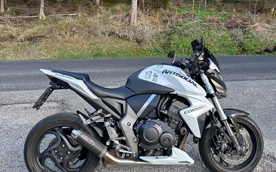 Gebrauchtmotorrad Honda CB 1000 R - Bild 5