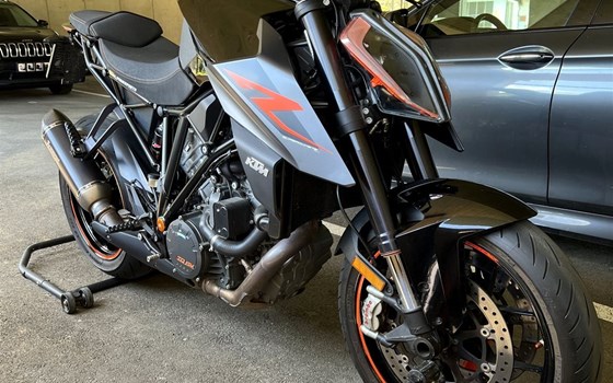 Gebrauchtmotorrad KTM 1290 Super Duke R - Bild 1