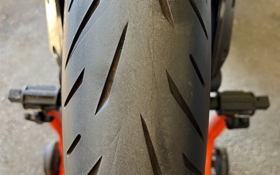 Gebrauchtmotorrad KTM 1290 Super Duke R - Bild 8