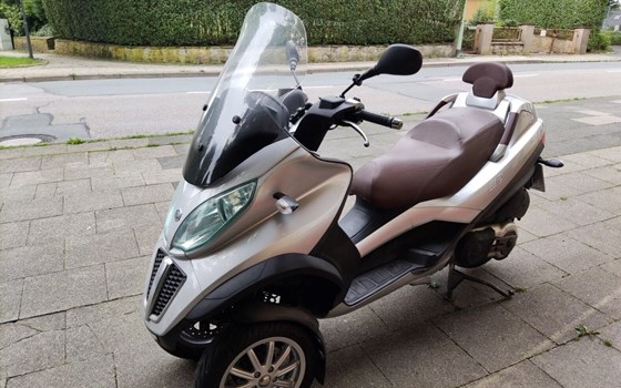 Gebrauchtmotorrad Piaggio MP3 500ie LT Business - Bild 2
