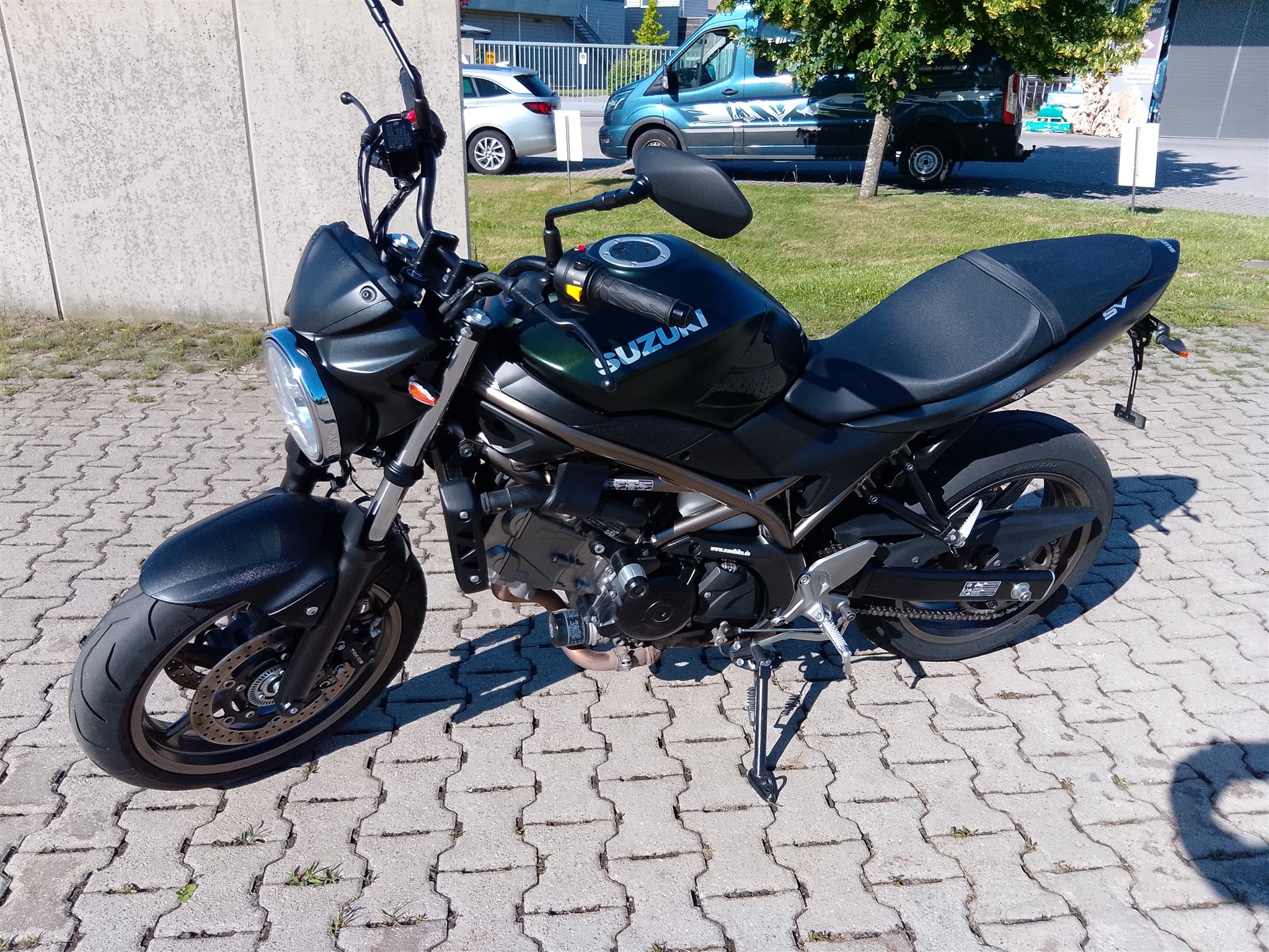 Suzuki SV650 