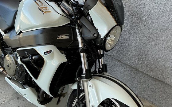 Gebrauchtmotorrad Honda CB 1100 SF X-11 - Bild 8