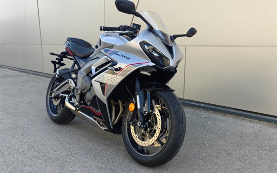 Neufahrzeug Triumph Daytona 660 - Bild 2