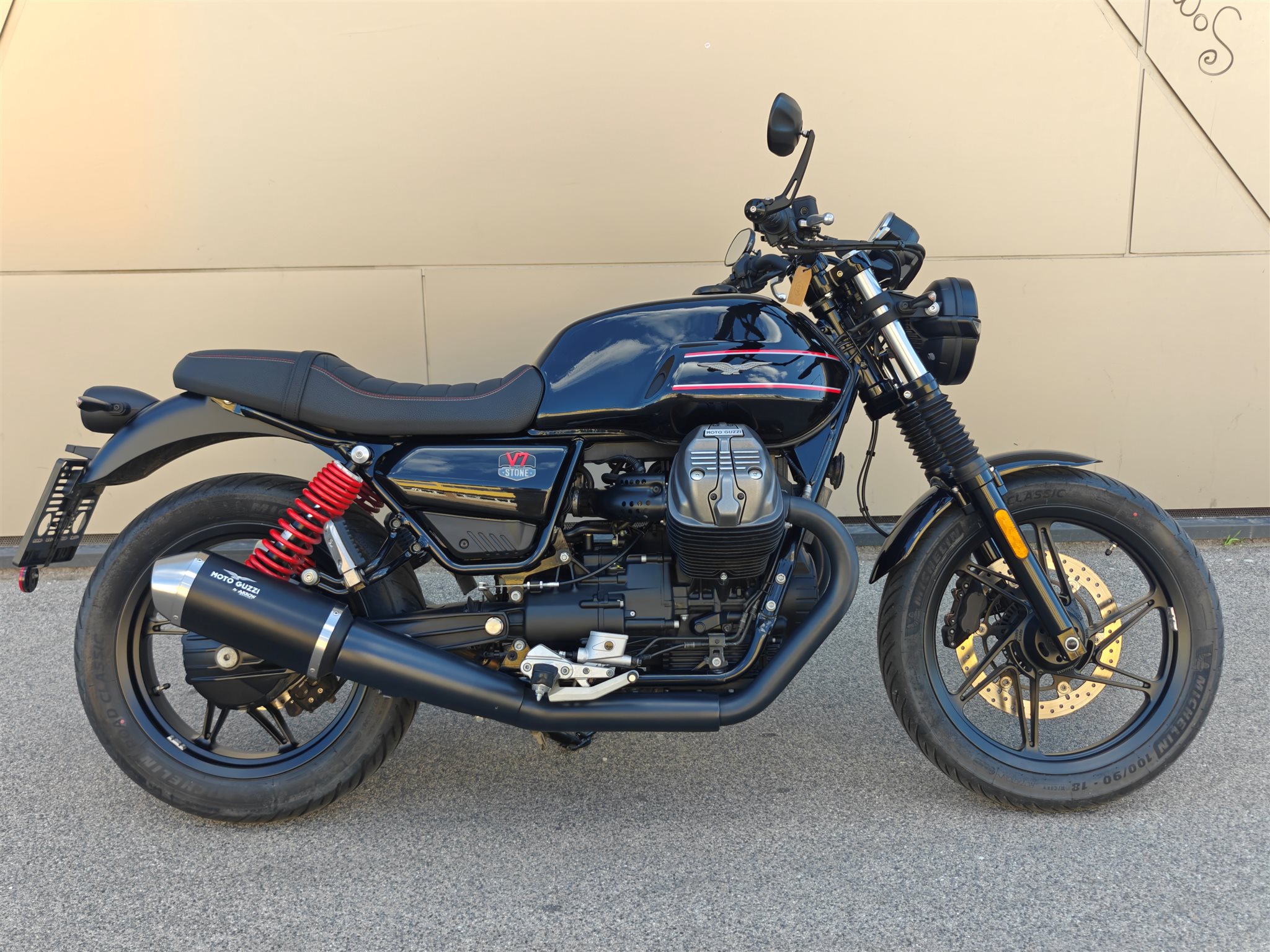 Moto Guzzi V7 Stone Special Edition