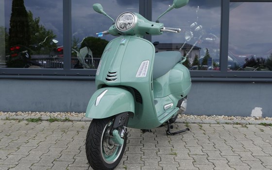 Neufahrzeug Vespa GTS 80th 310 - Bild 7