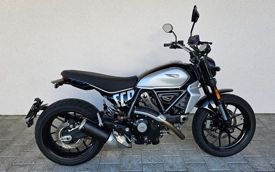 Motorrad Occasion Ducati Scrambler Icon Dark - Bild 1