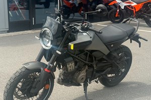 Angebot Husqvarna Svartpilen 125