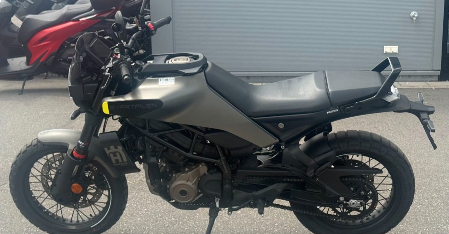 Angebot Husqvarna Svartpilen 125