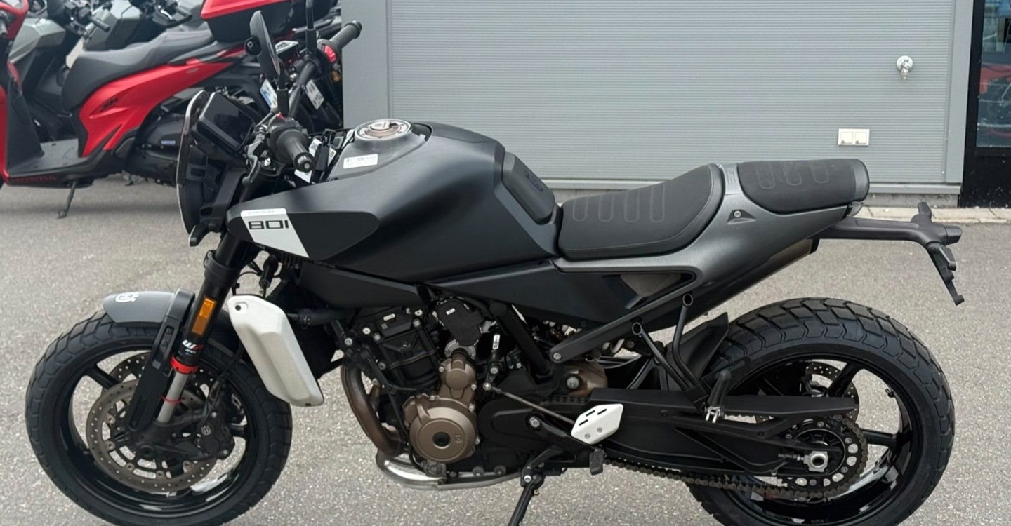 Angebot Husqvarna Svartpilen 801