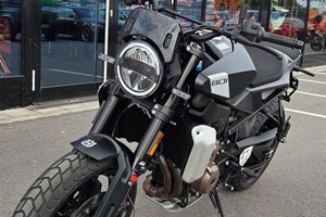 Angebot Husqvarna Svartpilen 801