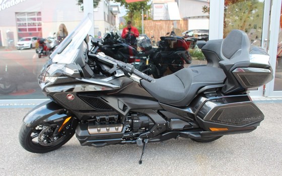 Gebrauchtmotorrad Honda GL 1800 Goldwing Tour DCT - Bild 1