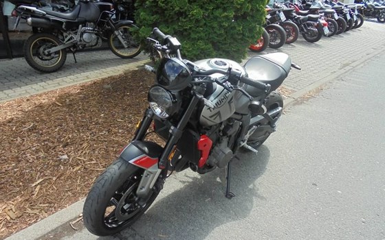 Gebrauchtmotorrad Triumph Trident 660 - Bild 11