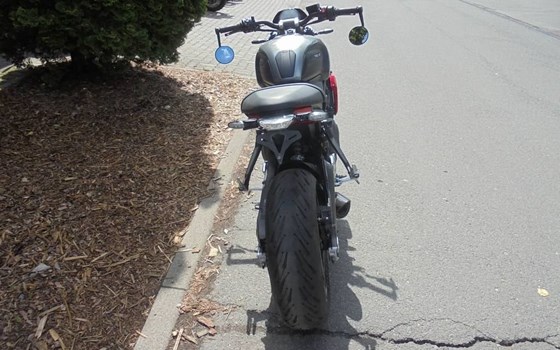 Gebrauchtmotorrad Triumph Trident 660 - Bild 5