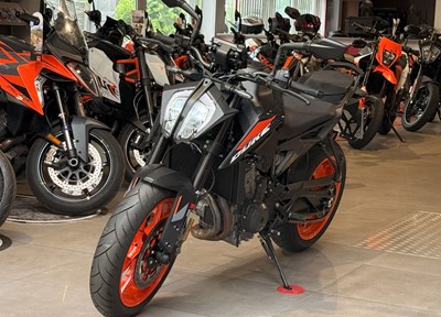 GEBRAUCHTFAHRZEUG KTM 790 Duke