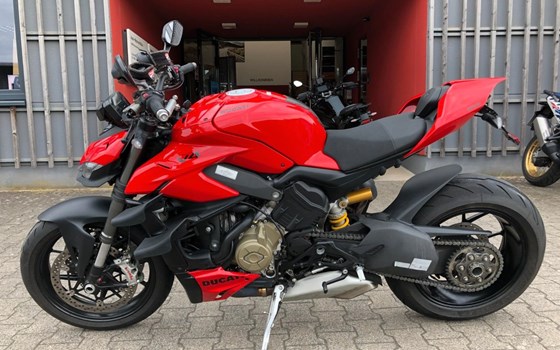 Gebrauchtmotorrad Ducati Streetfighter V4 - Bild 1