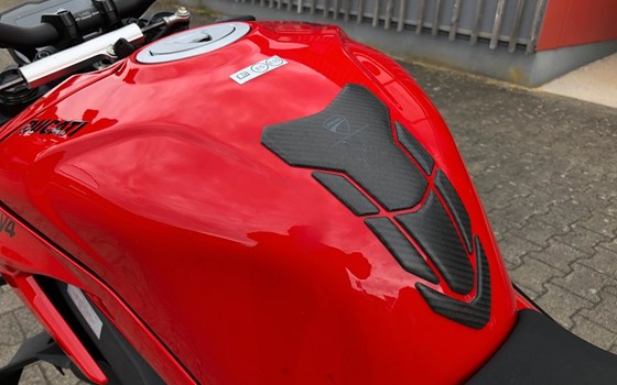 Gebrauchtmotorrad Ducati Streetfighter V4 - Bild 20