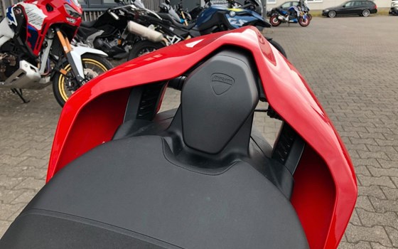 Gebrauchtmotorrad Ducati Streetfighter V4 - Bild 21