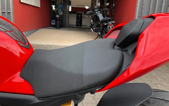 Gebrauchtmotorrad Ducati Streetfighter V4 - Bild 7