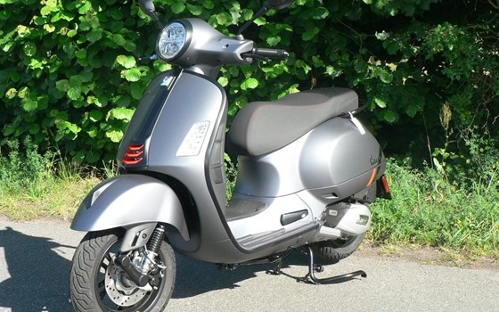Neufahrzeug Vespa GTS 125 i.e. Super Sport - Bild 1