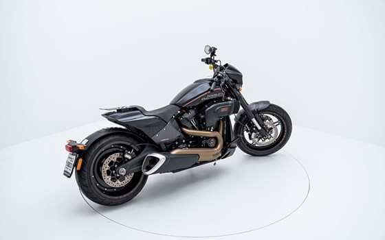 Motorrad Occasion Harley-Davidson FXDB Sturgis - Bild 4