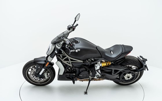 Motorrad Occasion Ducati Diavel 1260 - Bild 6
