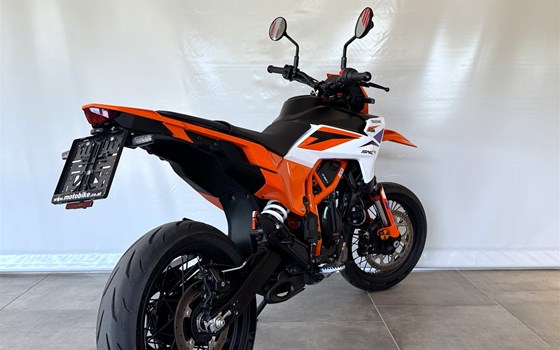 Gebrauchtmotorrad KTM 390 SMC R - Bild 6