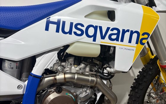 Neufahrzeug Husqvarna FE 450 - Bild 5