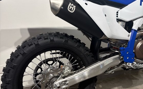 Neufahrzeug Husqvarna FE 450 - Bild 6