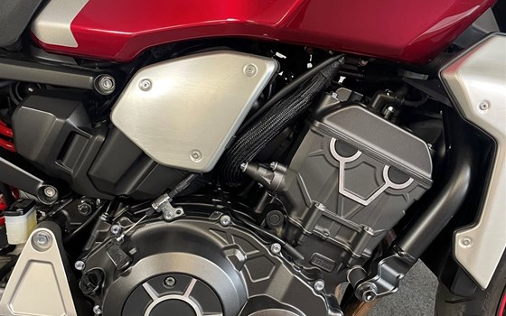 Gebrauchtmotorrad Honda CB 1000 R - Bild 4