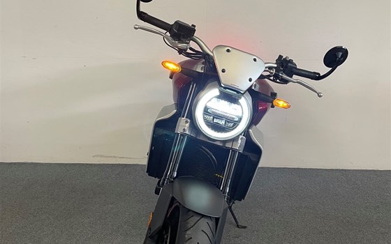 Gebrauchtmotorrad Honda CB 1000 R - Bild 7