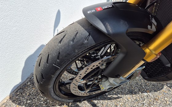 Gebrauchtmotorrad Aprilia Tuono V4 1100 Factory - Bild 9