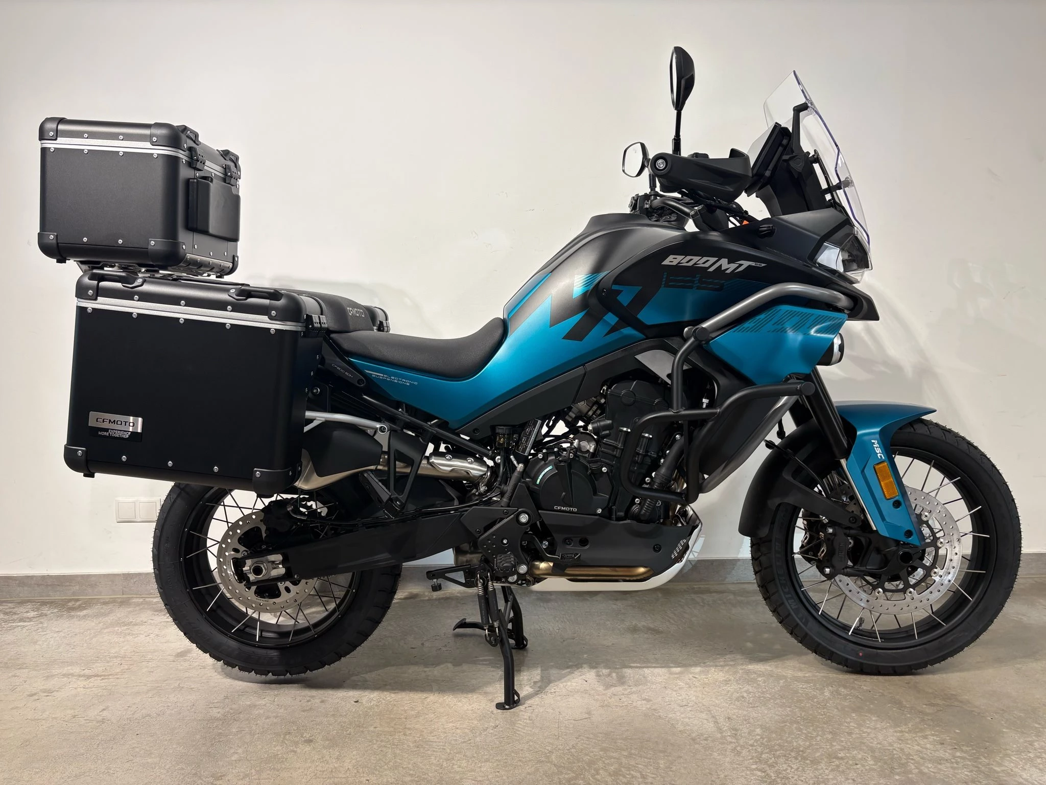 CFMOTO 800MT-ES