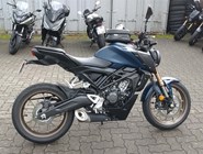 Honda CB125R