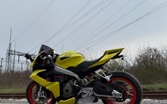 Gebrauchtmotorrad Aprilia RS 660 - Bild 3