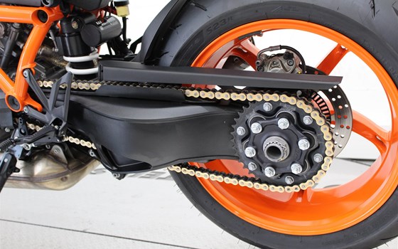 Motorrad Occasion KTM 1290 Super Duke R - Bild 7