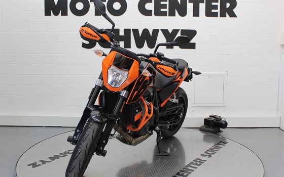 Motorrad Occasion KTM 690 Duke - Bild 4