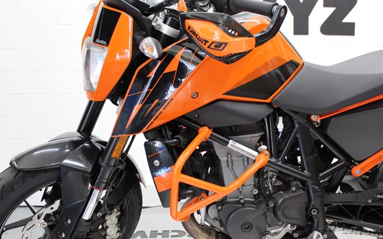 Motorrad Occasion KTM 690 Duke - Bild 7
