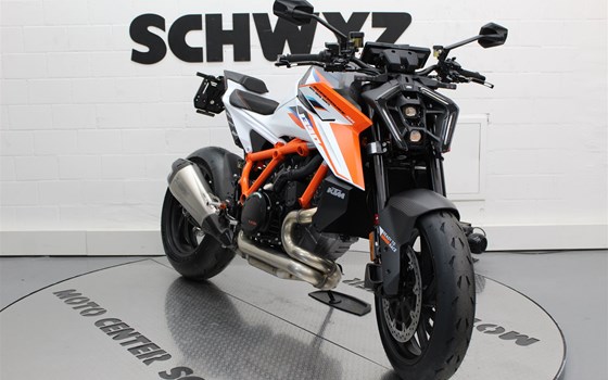Neufahrzeug KTM 1390 Super Duke RR - Bild 2