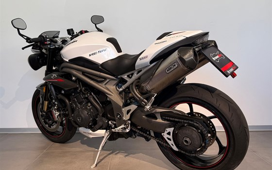 Gebrauchtmotorrad Triumph Speed Triple RS - Bild 7