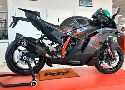 NEUFAHRZEUG KTM 990 RC R