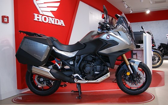 Neufahrzeug Honda NT1100 DCT Electronic Suspension - Bild 2