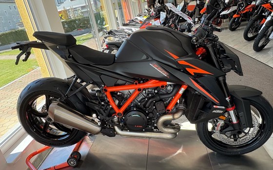 Neufahrzeug KTM 1390 Super Duke R - Bild 1