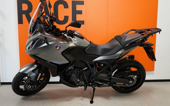 Gebrauchtmotorrad Honda NT1100 - Bild 4